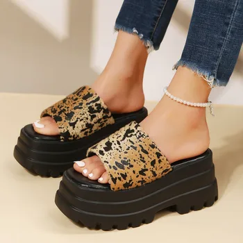 2023 הקיץ החדש הבוהן ציוץ מדרון עקב מזדמנים נעלי נשים להחליק על סנדלים על פלטפורמה חיצונית חיזוק נעליים босоножки женские